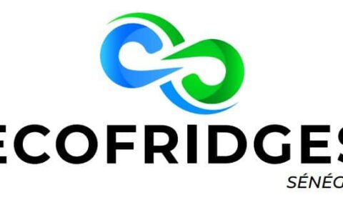 Logo for ECOFRIDGES Sénégal featuring a blue and green infinity symbol above the bold text ECOFRIDGES with SÉNÉGAL in italicized letters below on the right.